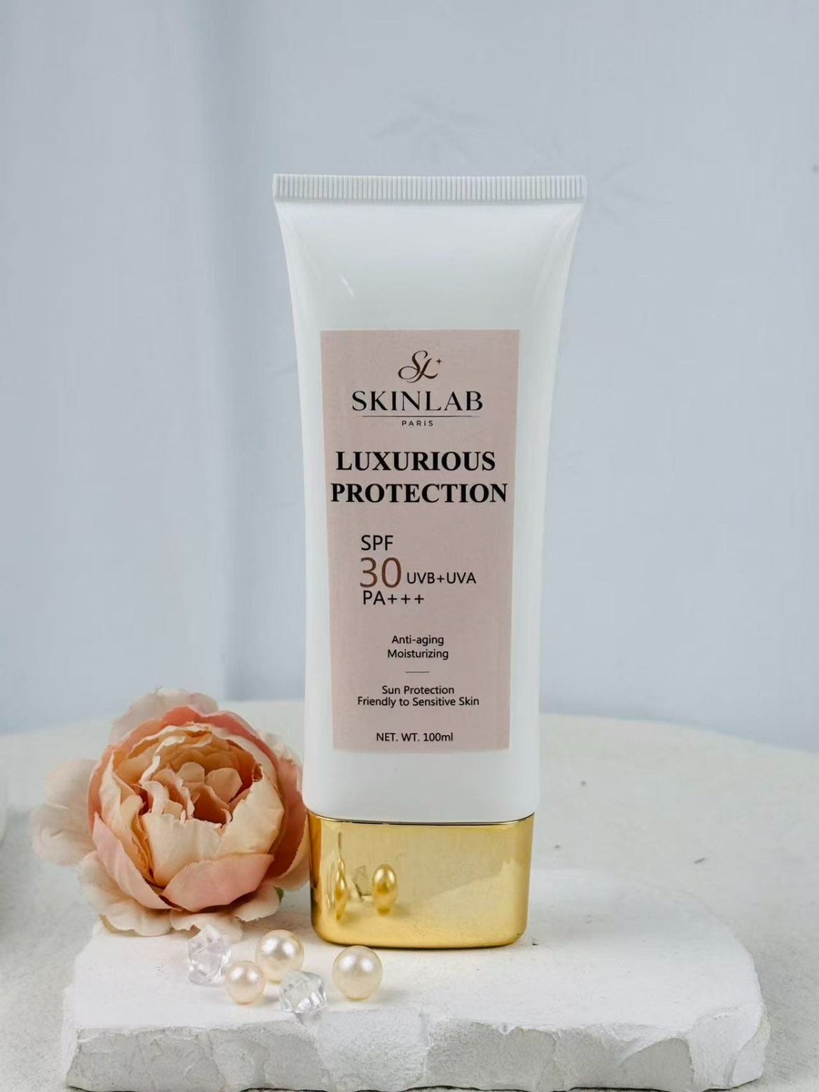 Protection Solaire SPF 30 – Éclat & Anti-Âge